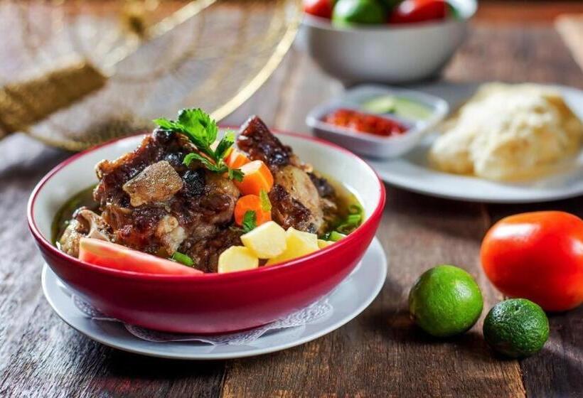 Orchardz Hotel Ayani