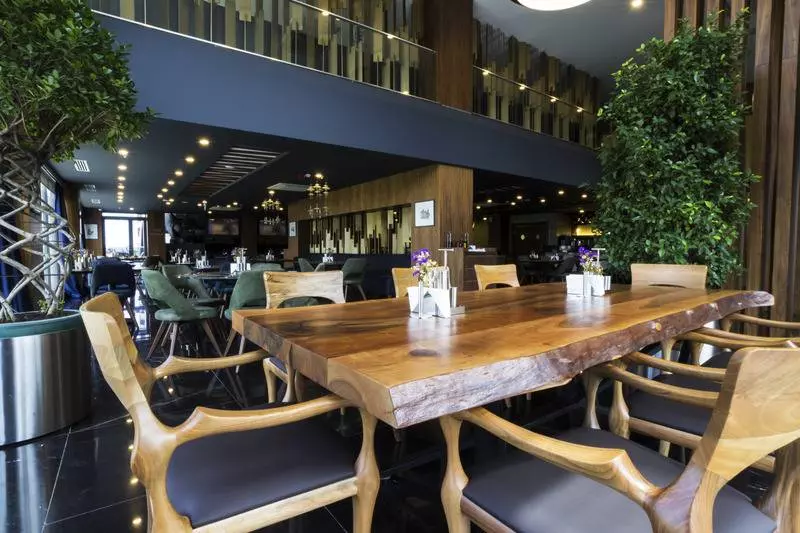 ホテル Park Dedeman Trabzon