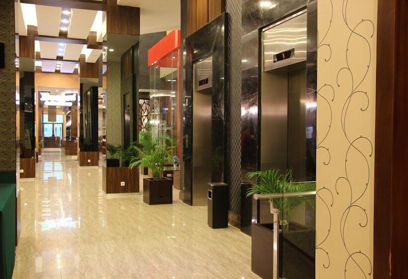 ホテル Roditha Banjarbaru