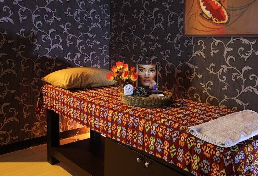 ホテル Roditha Banjarbaru