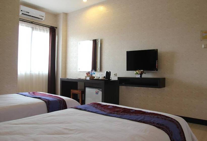 ホテル Roditha Banjarbaru