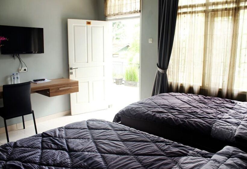 هتل Setra Priangan Guesthouse