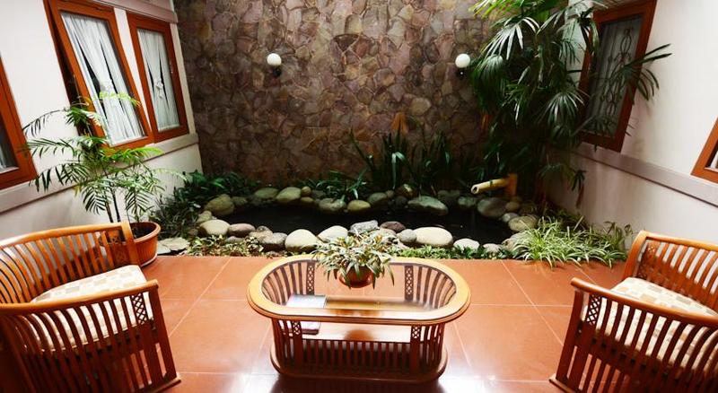 هتل Setra Priangan Guesthouse