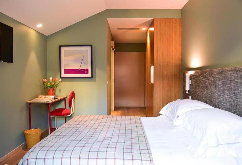 هتل The Editory House Ribeira Porto