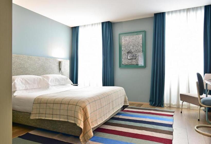 هتل The Editory House Ribeira Porto