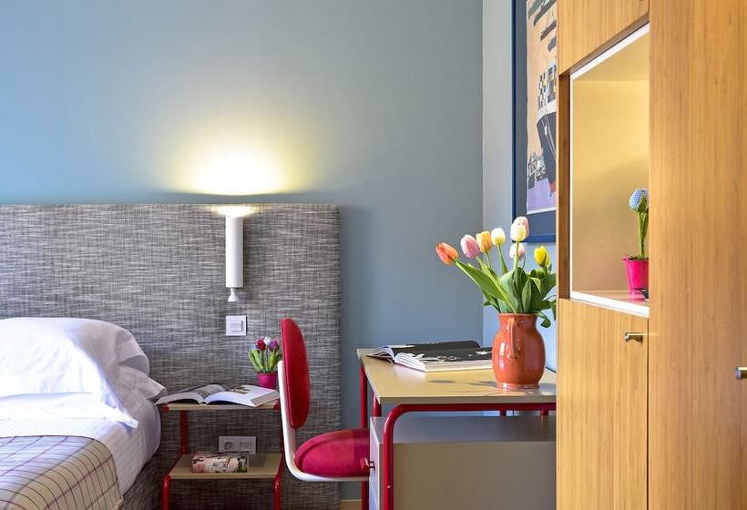 هتل The Editory House Ribeira Porto