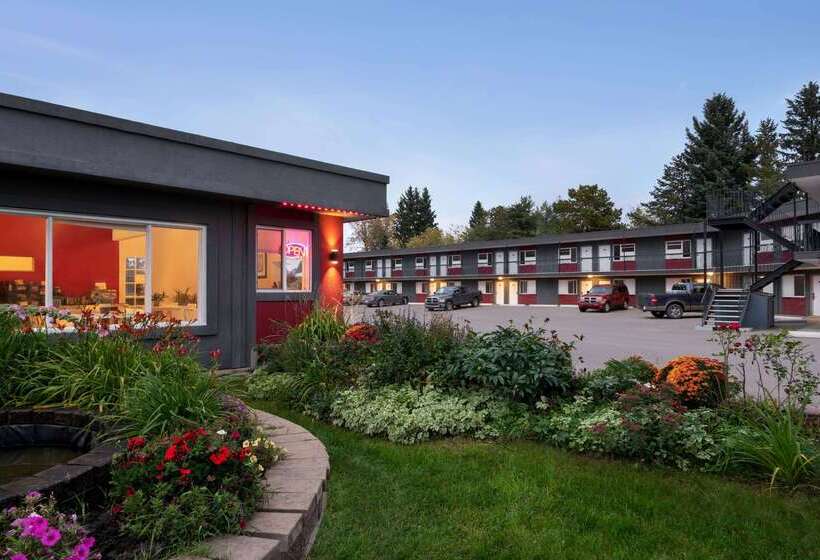 בית מלון כפרי Thriftlodge Edmonton