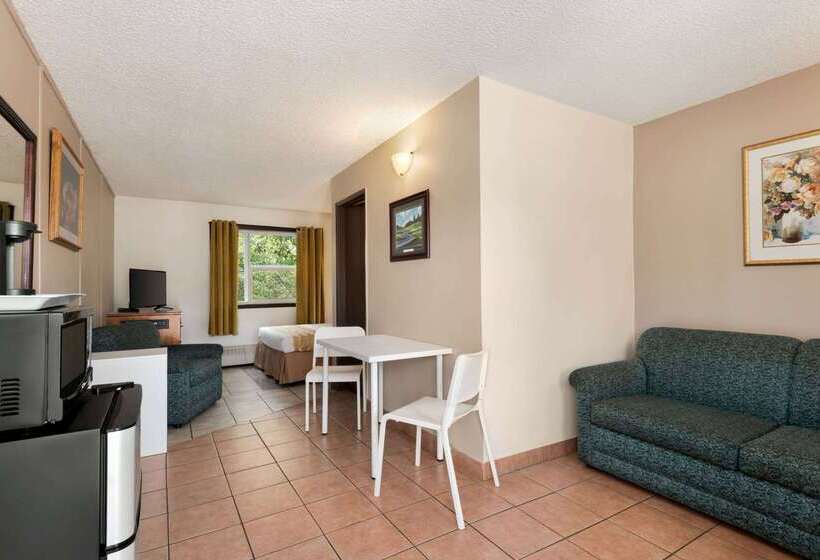 בית מלון כפרי Thriftlodge Edmonton