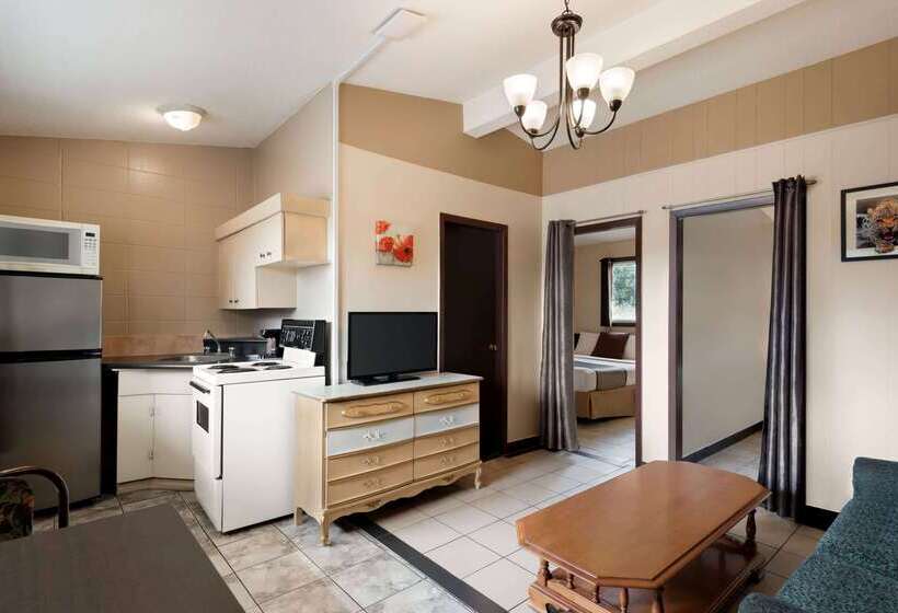 בית מלון כפרי Thriftlodge Edmonton