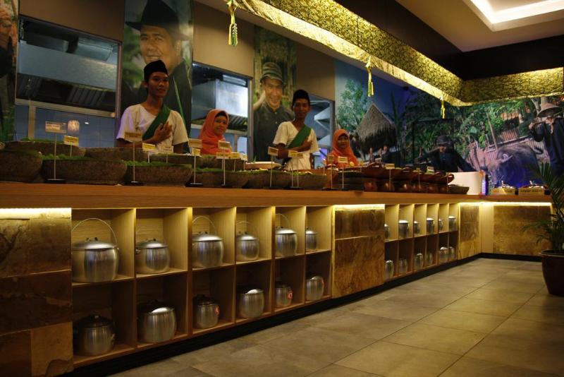 Orchardz Hotel Ayani