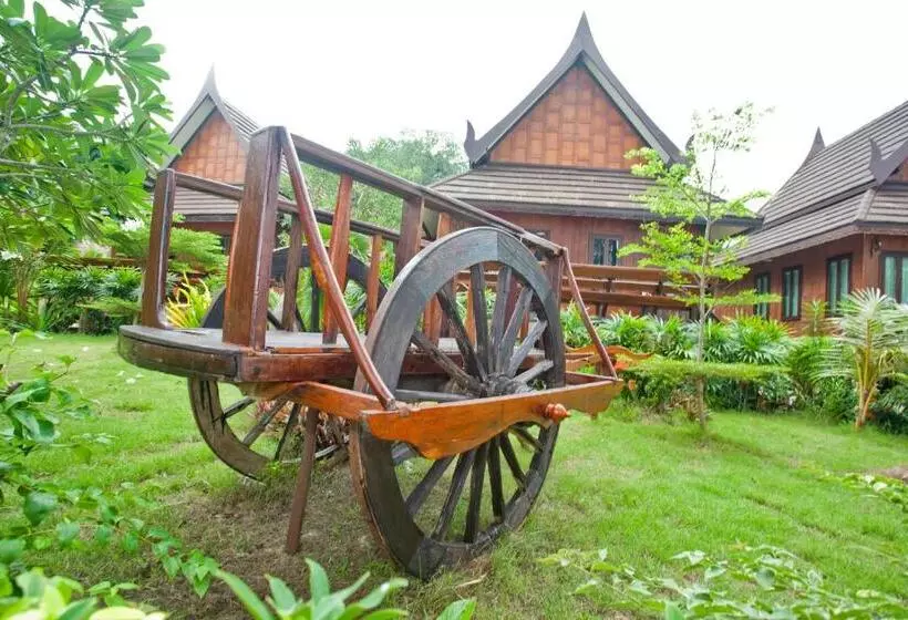 Lomakeskus Paradise Pearl Bungalows