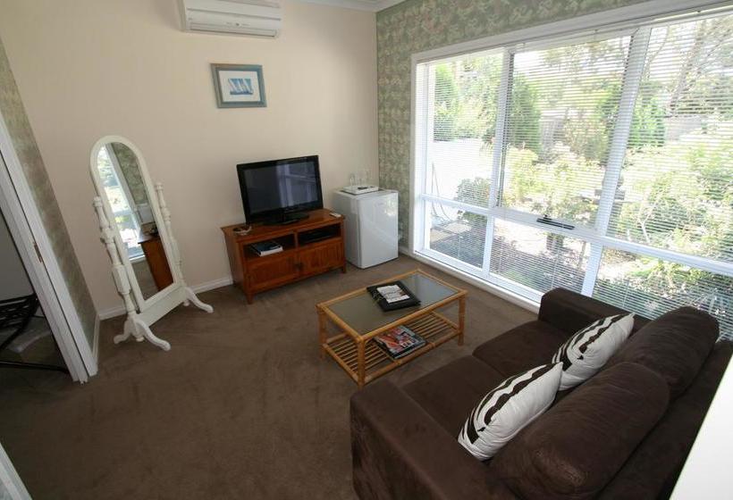 Silver Waters Bed & Breakfast