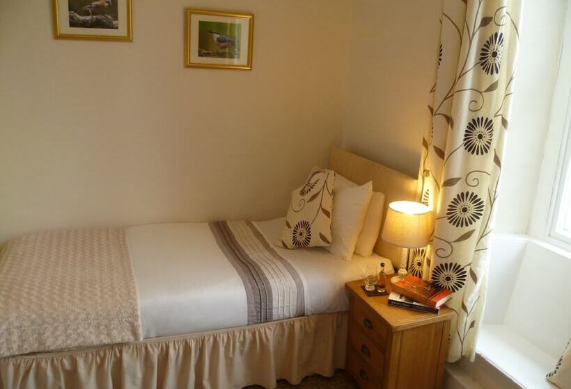Bed and Breakfast Aberllynfi Riverside Guest House