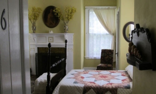 Bed and Breakfast Eden Manor