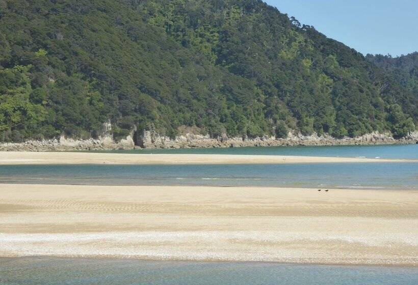 住宿加早餐  Hazelwood Mapua