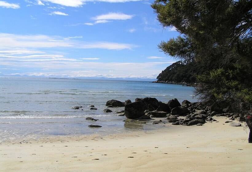 住宿加早餐  Hazelwood Mapua