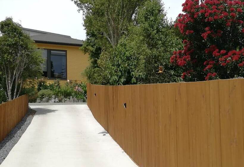 住宿加早餐  Hazelwood Mapua