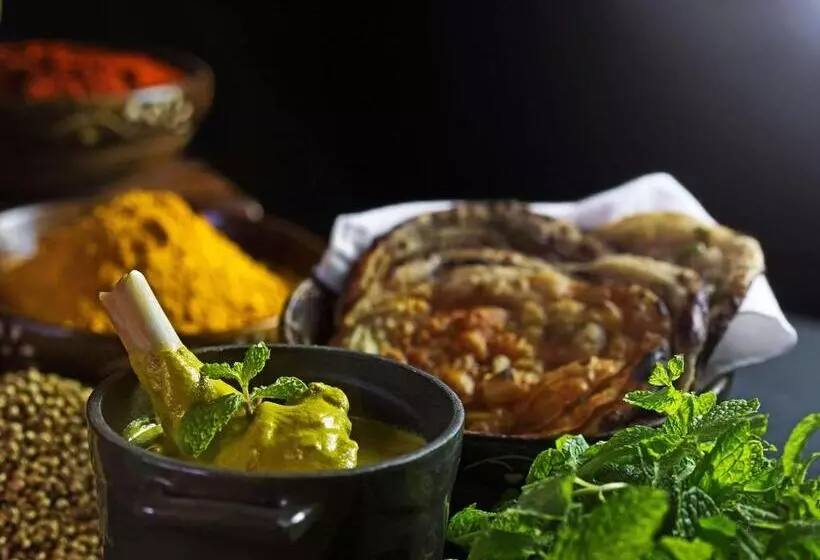 ホテル Grand Mercure Mysore   An Accor Brand