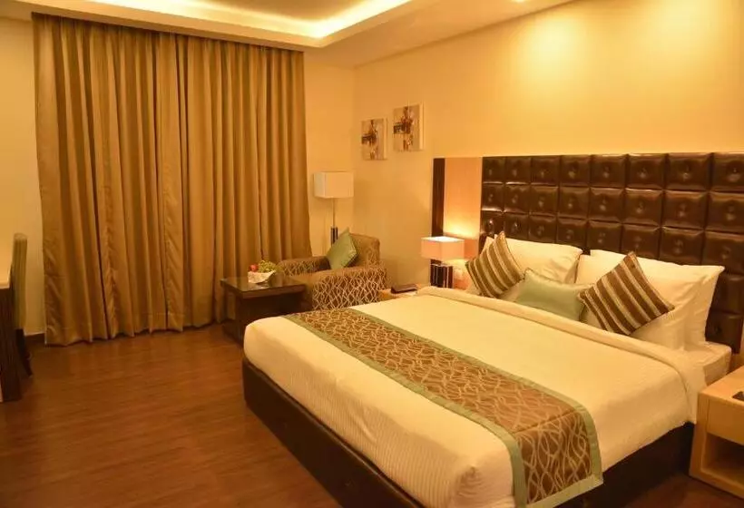 Hotelli Grand Plaza Lords Inn Jammu