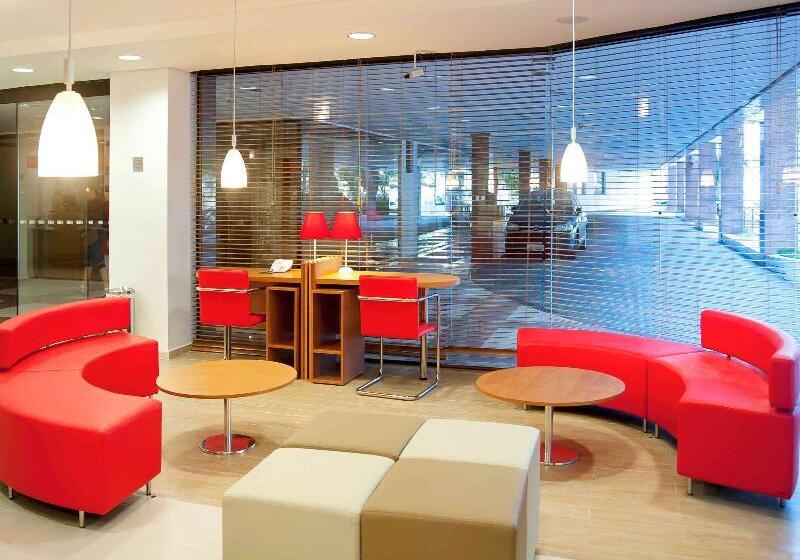 Hotel Ibis Santos Gonzaga Praia