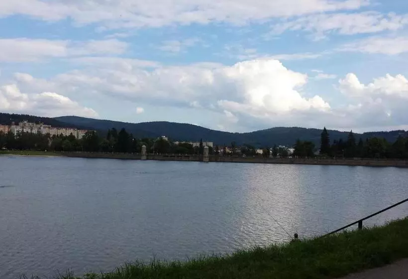 ホテル Merkur  Jablonec Nad Nisou