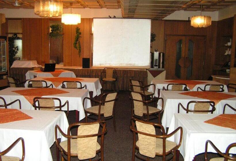 Hotel Merkur Jablonec Nad Nisou