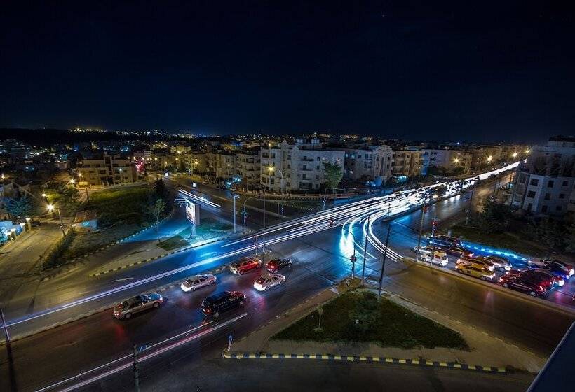 هتل Nadine Boutique Suites