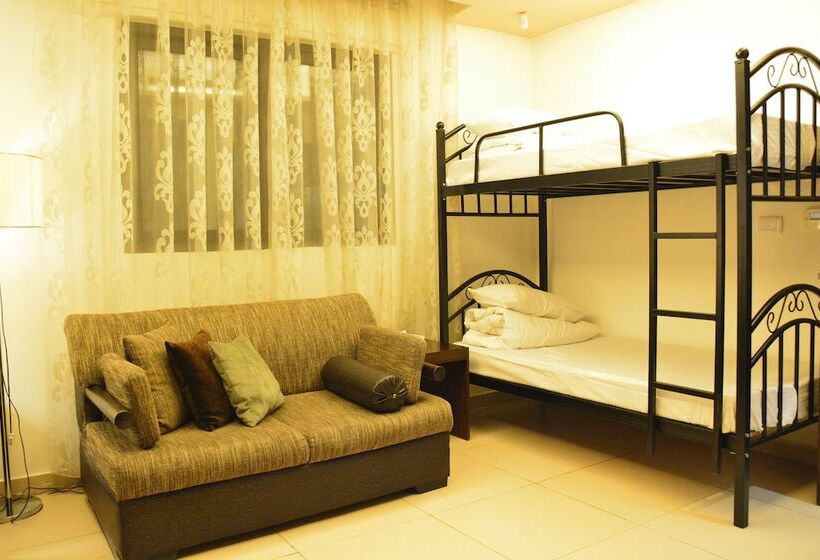 هتل Nadine Boutique Suites