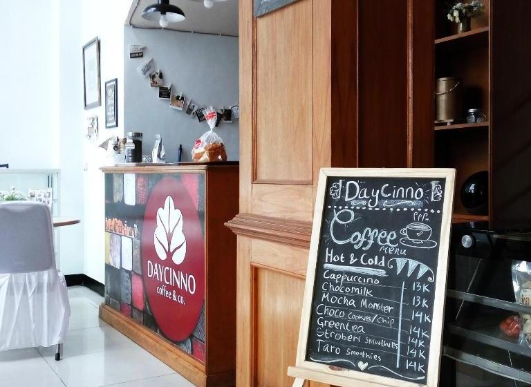 فندق Reddoorz Syariah At Grand Taufiq Tarakan