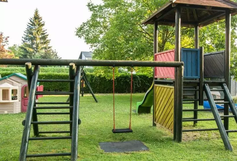 ホテル Seelacherhof