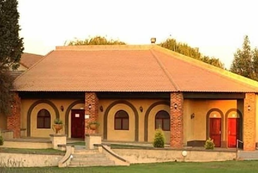 Пансион Accolades Boutique Venue