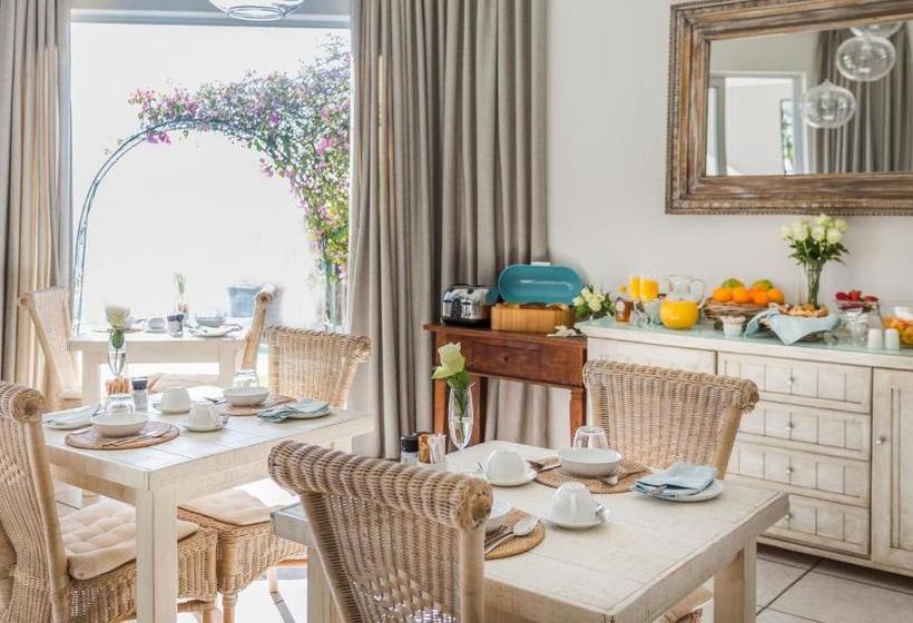 Пансион Ocean Watch Guesthouse