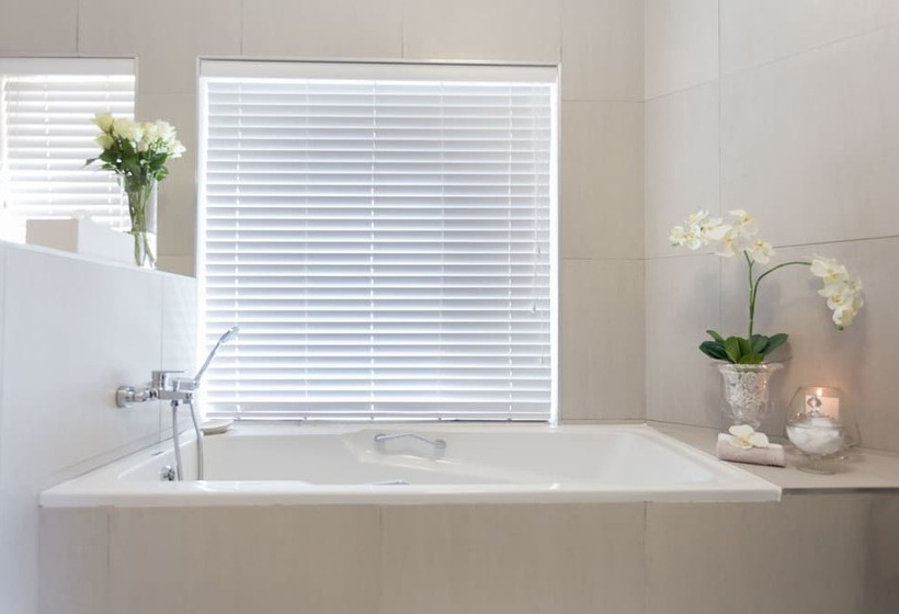 Пансион Ocean Watch Guesthouse