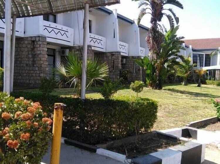 Regency Hotel Flamboyant