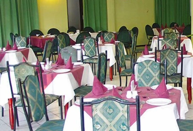 Regency Hotel Flamboyant