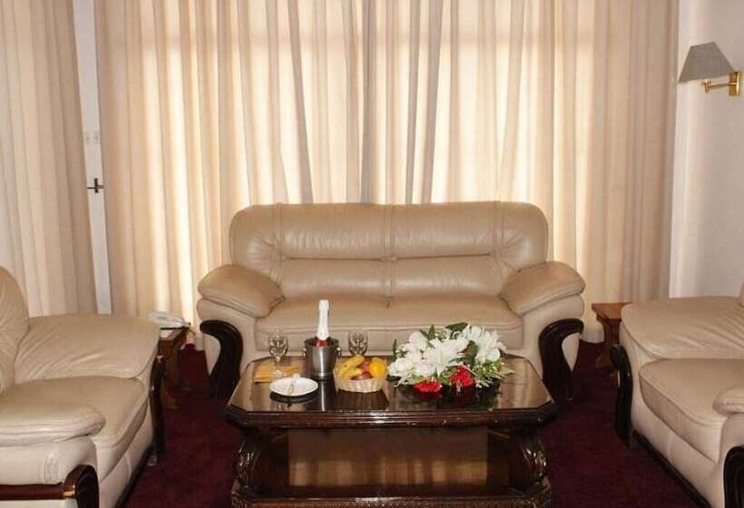 Regency Hotel Flamboyant