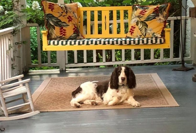 مبيت وإفطار 1861 Inn