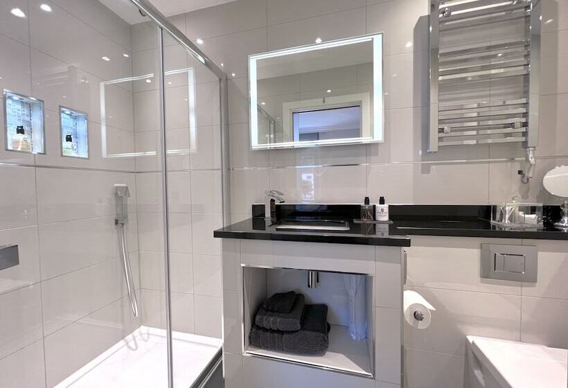 민박 Tavistock House