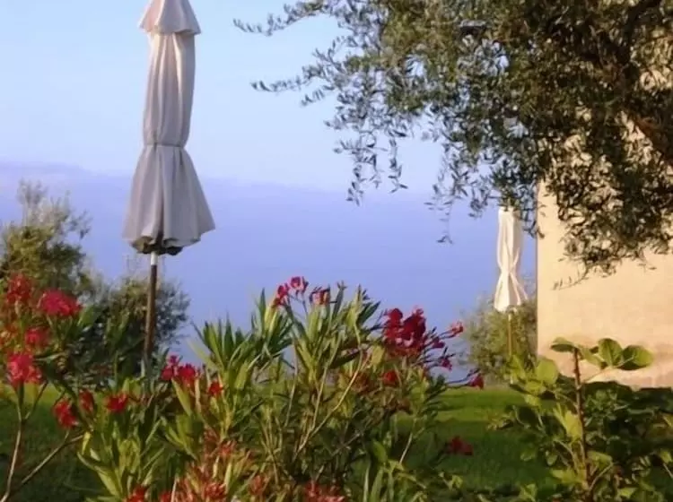 ホテル Agriturismo Podere La Marronaia