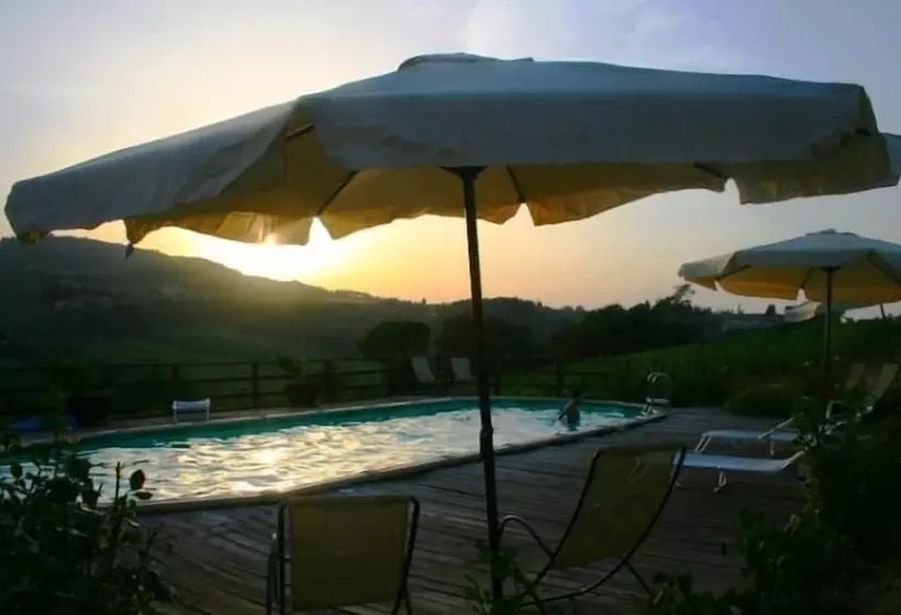 ホテル Agriturismo Podere La Marronaia