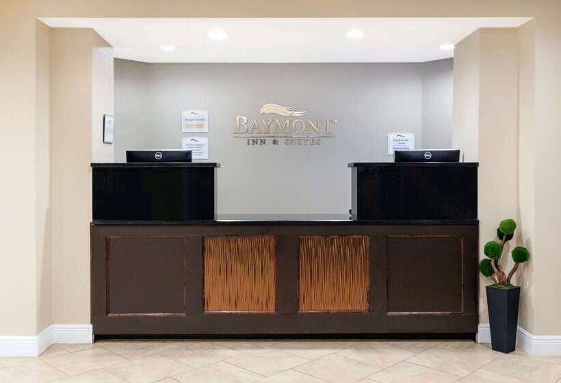 فندق Baymont By Wyndham Midland Center