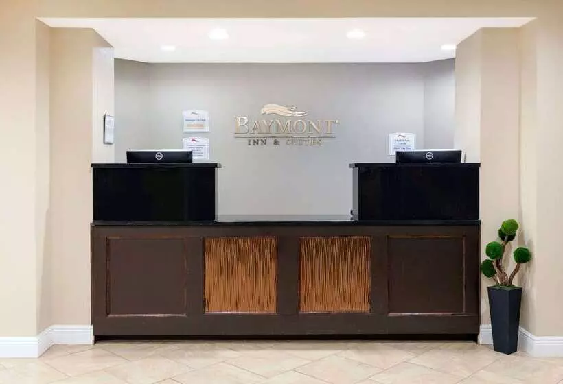 ホテル Baymont By Wyndham Midland Center