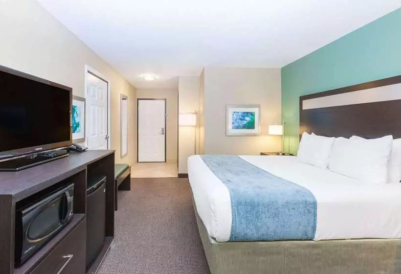 ホテル Baymont By Wyndham Midland Center