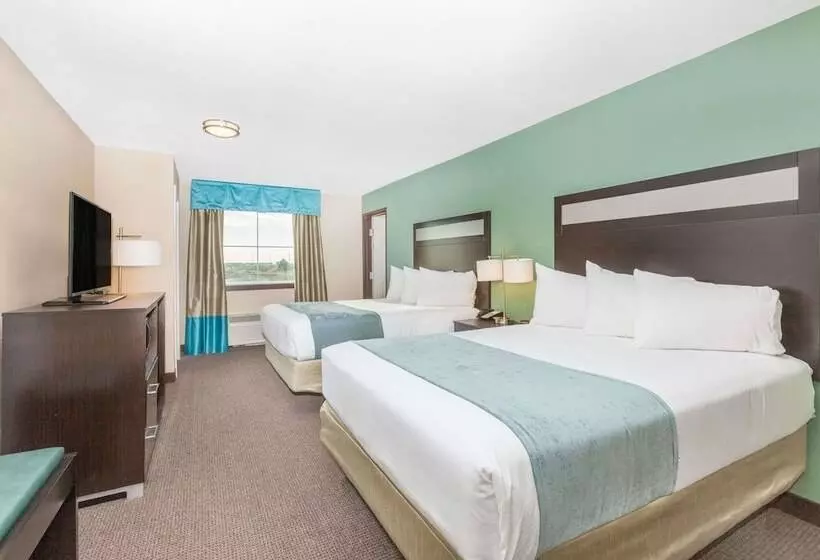 ホテル Baymont By Wyndham Midland Center