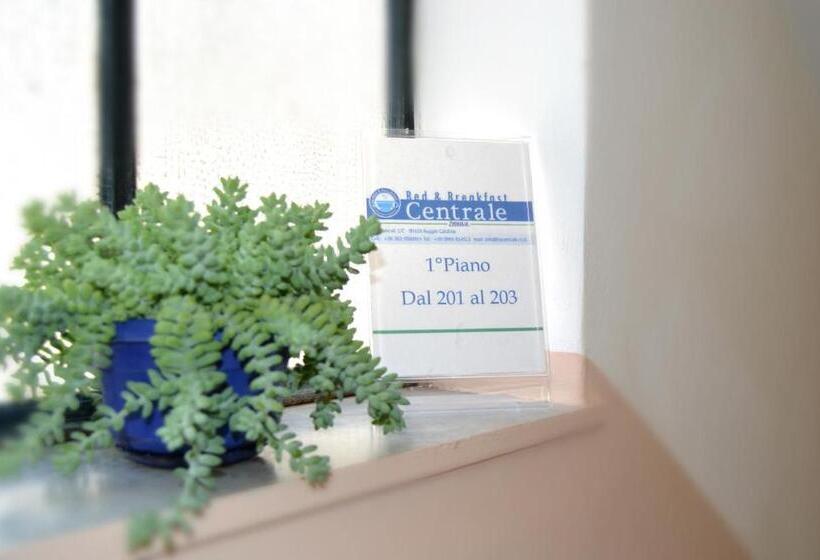 Отель B&b Centrale Affittacamere