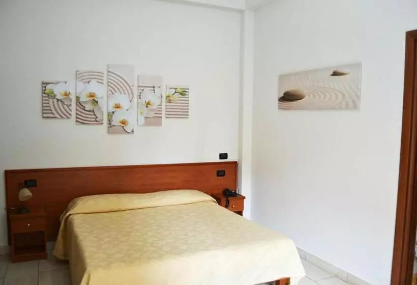 هتل B&b Centrale Affittacamere