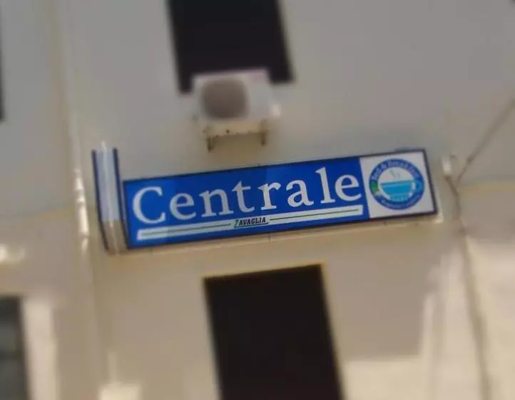 هتل B&b Centrale Affittacamere
