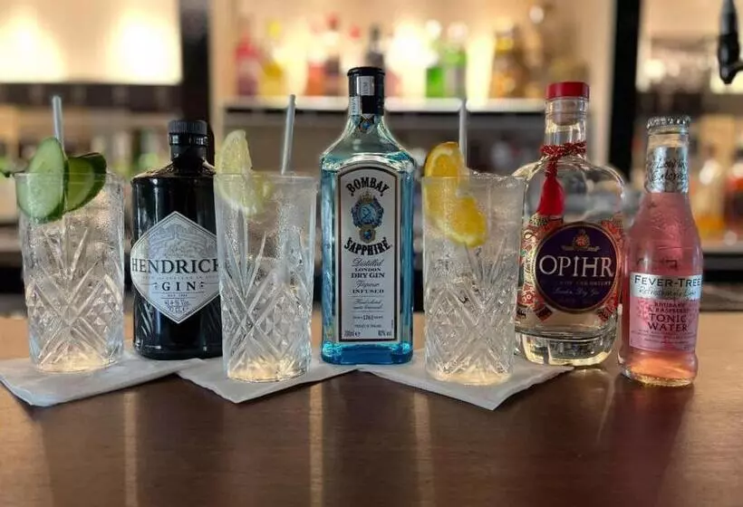 Hotel Cross Keys Inn