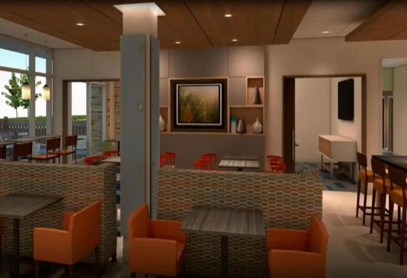 Отель Holiday Inn Express & Suites Brentwood By Ihg