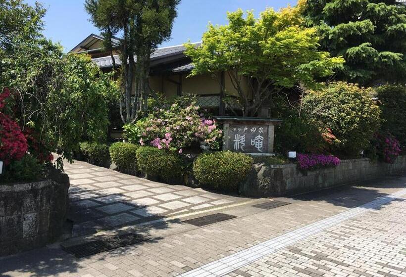 בית מלון כפרי Ise Todaya Ryoan